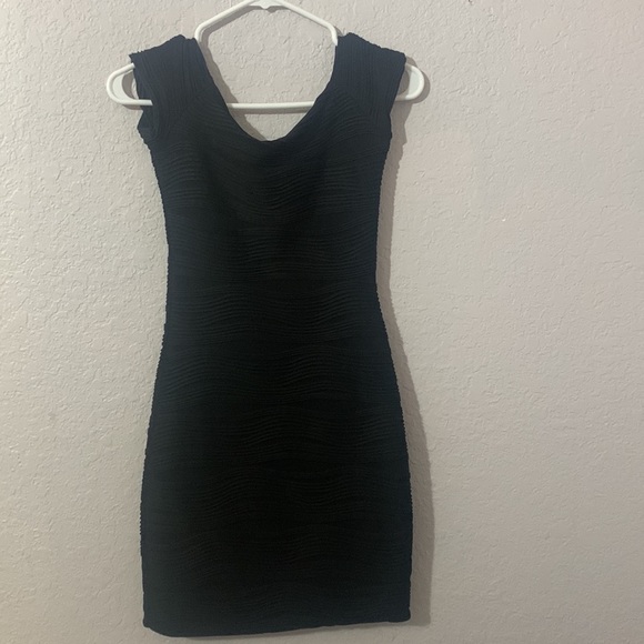 Black dress size small - Picture 3 of 4